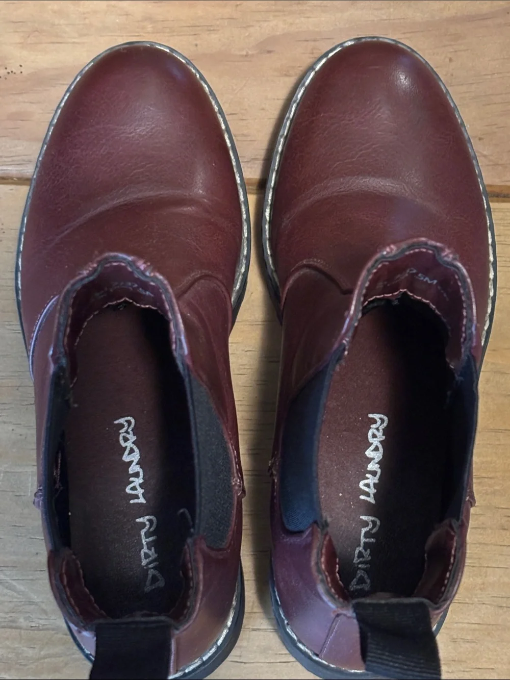 Women's Chelsea Platform Ankle Boots - Burgundy
